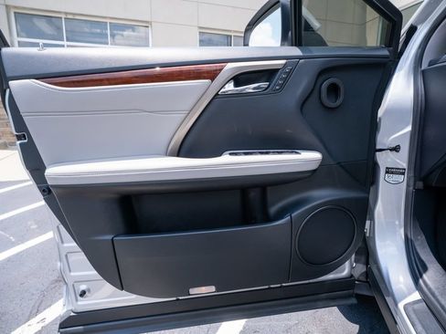 Used 2019 Lexus RX 350L FWD w/ Premium Package image 26