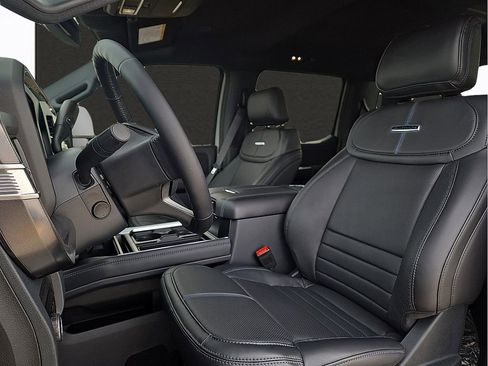 New 2026 Ford F250 Platinum image 13