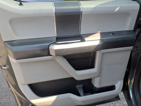 Used 2018 Ford F150 XLT RWD image 12