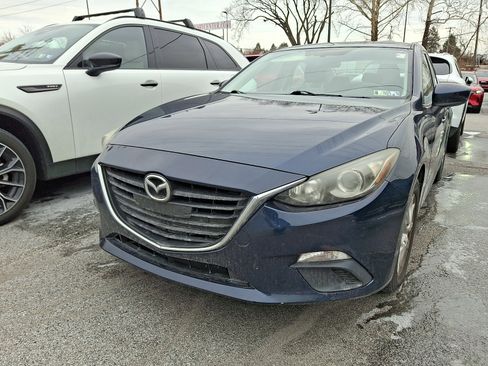 Used 2016 MAZDA MAZDA3 i Sport w/ Preferred Equipment Package image 4