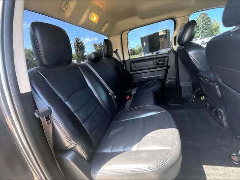 Used 2017 RAM 1500 Express w/ Express Value Package AWD/4WD image 26