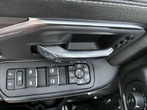 Used 2026 RAM 3500 Laramie w/ Sport Appearance Package AWD/4WD image 25