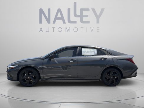 New 2026 Hyundai Elantra SEL Sport FWD image 3