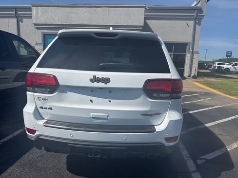 Used 2020 Jeep Grand Cherokee Trailhawk AWD/4WD image 5