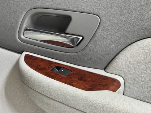 Used 2010 GMC Yukon SLT image 43