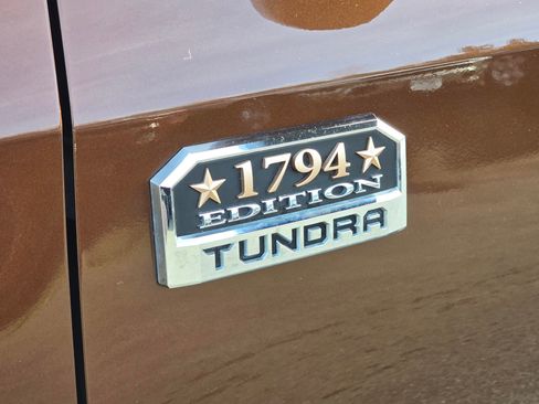 Used 2014 Toyota Tundra Platinum image 11