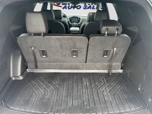 Used 2023 Chevrolet Traverse RS AWD/4WD image 10