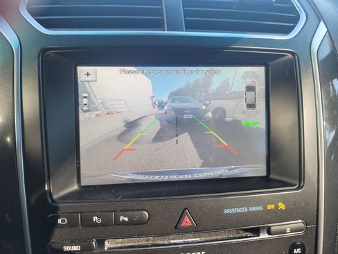 Used 2017 Ford Explorer Limited w/ Equipment Group 303A image 21