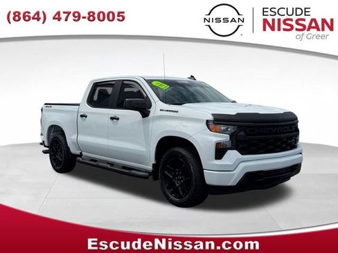 Used 2026 Chevrolet Silverado 1500 Custom w/ Turbomax Blackout Package AWD/4WD image 1