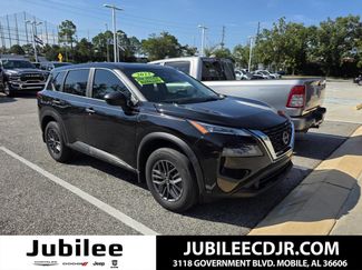 Used 2023 Nissan Rogue S FWD video 1