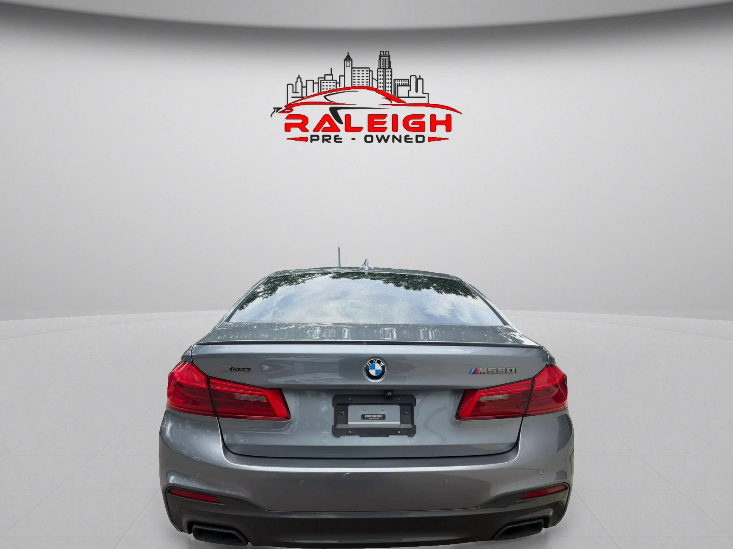 Used 2018 BMW M550i xDrive AWD/4WD image 6