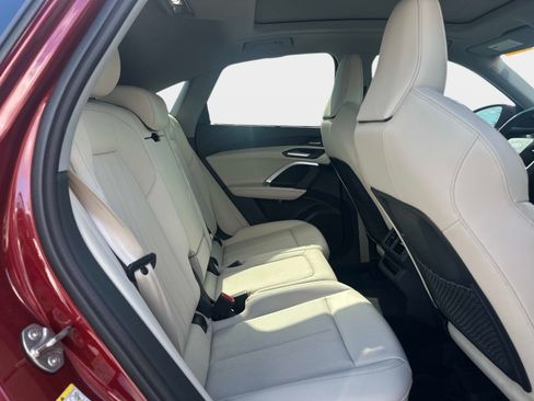 Used 2025 Audi Q5 Premium Plus AWD/4WD image 9
