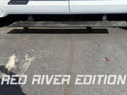 Used 2026 Toyota Tundra Platinum image 10