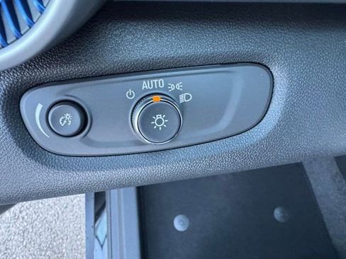 New 2026 Chevrolet Trax LS w/ LS Convenience Package FWD image 15