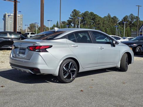 New 2025 Nissan Versa SR w/ Trunk Package image 6