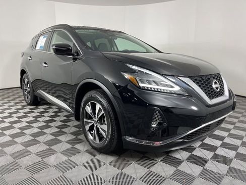 Used 2024 Nissan Murano SV image 2