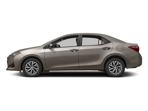 Used 2017 Toyota Corolla LE w/ Carpet Mat Package (TMS) FWD image 4