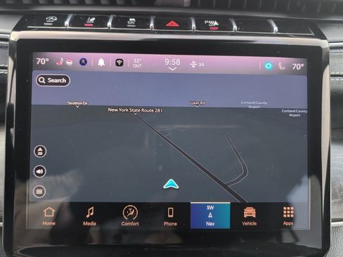 Used 2023 Jeep Grand Cherokee Limited w/ Luxury Tech Group II image 40