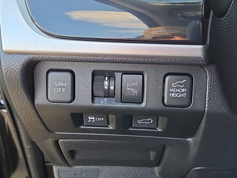 Used 2017 Subaru Forester 2.5i Touring image 26