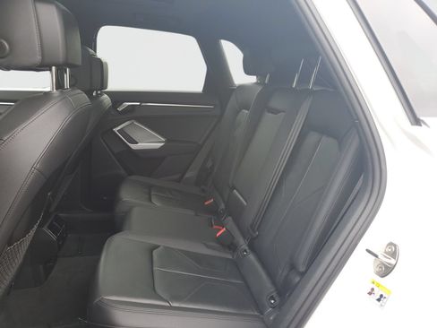 Used 2025 Audi Q3 2.0T Premium w/ Convenience Package AWD/4WD image 13