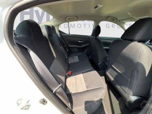 New 2024 Nissan Sentra SR image 19