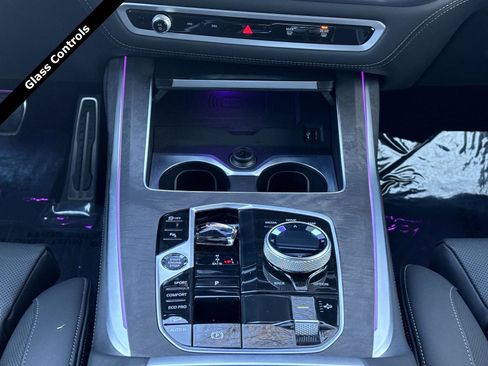 Used 2023 BMW X7 M60i w/ Executive Package image 9