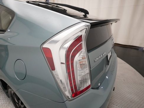 Used 2015 Toyota Prius Two image 32