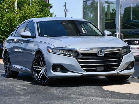 Used 2022 Honda Accord Touring image 4