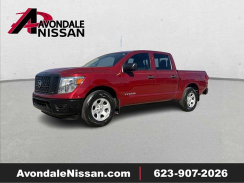 Certified 2017 Nissan Titan S image 1
