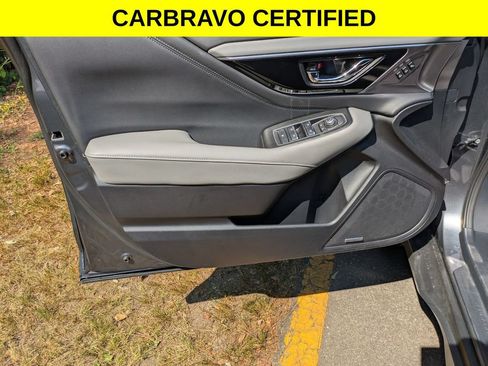 Used 2025 Subaru Outback Limited w/ Popular Package #2 AWD/4WD image 9