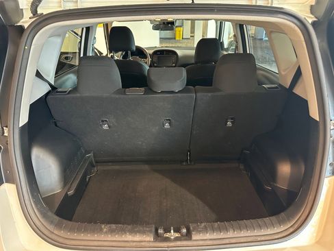 Used 2025 Kia Soul LX w/ LX Technology Package image 30