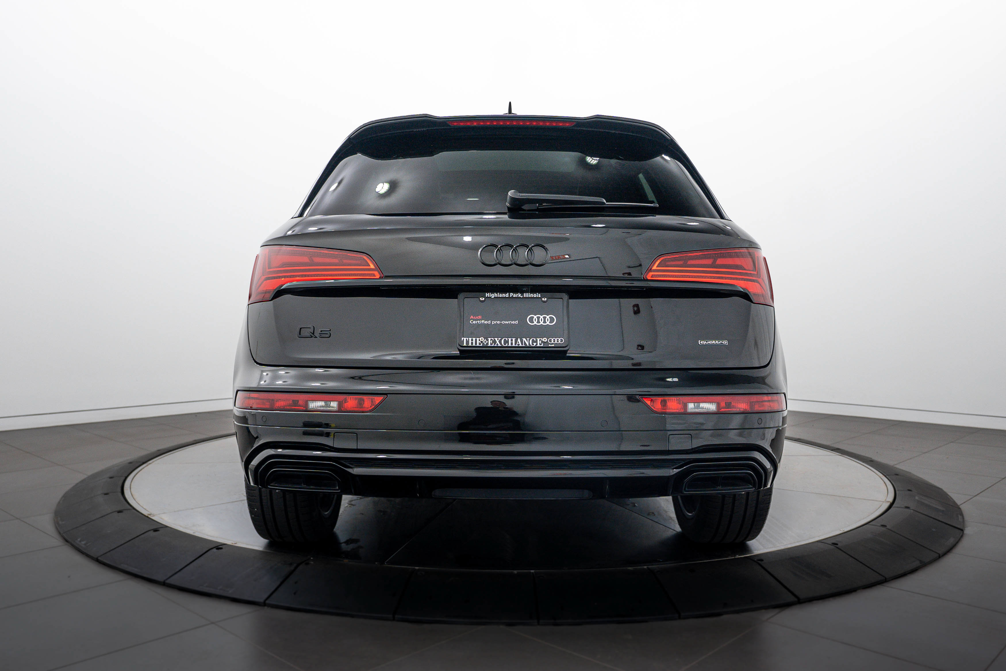Certified 2024 Audi Q5 e Premium Plus AWD/4WD image 22