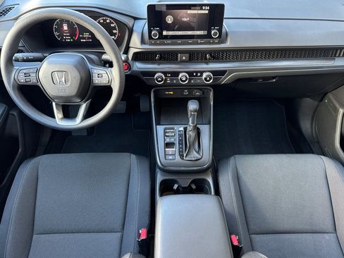 Used 2025 Honda CR-V LX image 10