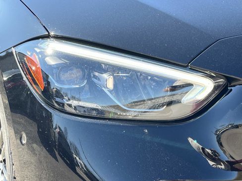 Certified 2022 Mercedes-Benz C 300 Sedan image 8