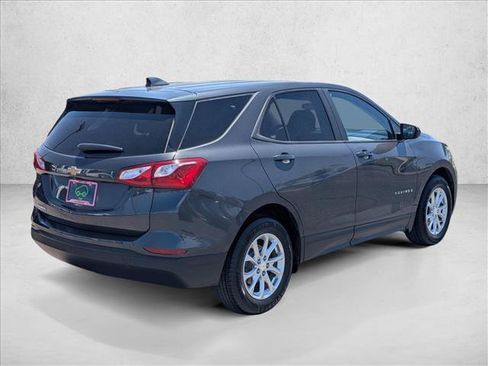 Certified 2021 Chevrolet Equinox LS w/ LS Convenience Package FWD image 5