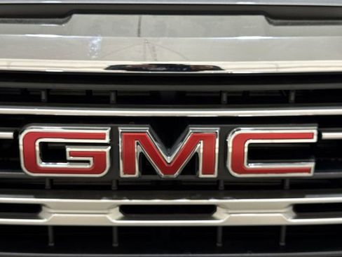 New 2026 GMC Sierra 1500 SLE w/ Preferred Package AWD/4WD image 32