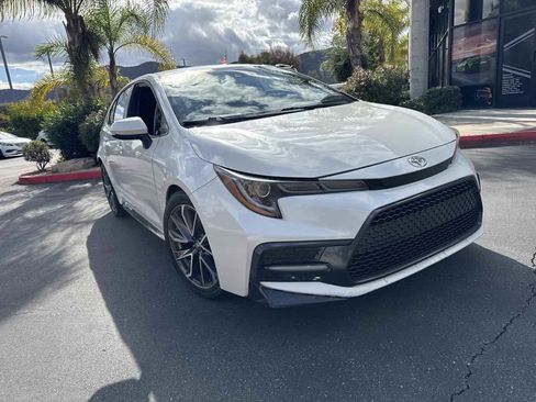 Used 2020 Toyota Corolla SE FWD image 7