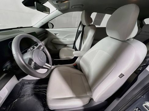 Used 2024 Hyundai Kona SEL FWD image 19