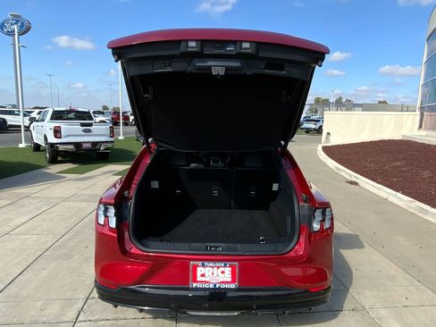 Used 2021 Ford Mustang Mach-E GT image 35