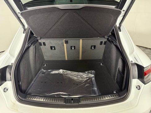 New 2025 Porsche Macan S image 17