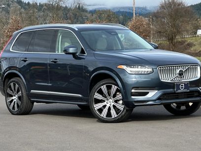 Used 2025 Volvo XC90 T8 Plus