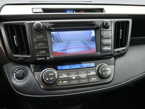 Used 2014 Toyota RAV4 Limited AWD/4WD image 15