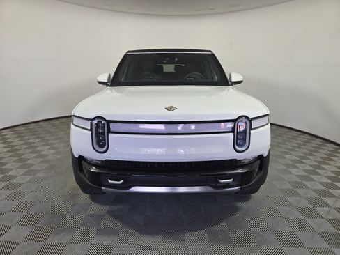 Used 2024 Rivian R1S Adventure Dual AWD/4WD image 8