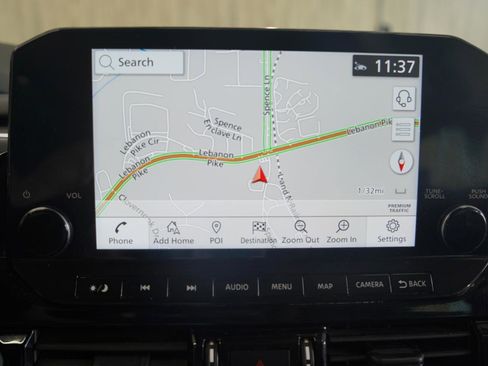 Used 2023 Nissan Pathfinder SL w/ Lighting Package (N92) FWD image 18