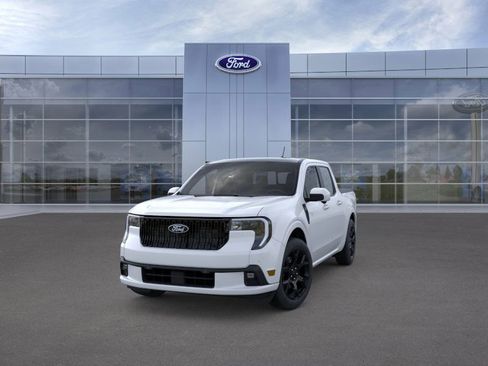 New 2025 Ford Maverick Lobo image 2