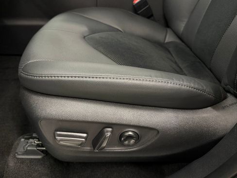 Used 2026 Toyota Grand Highlander AWD Hybrid image 12