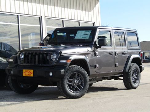 New 2026 Jeep Wrangler Unlimited Sport w/ Convenience Group image 12