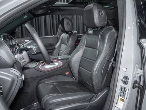 New 2026 Mercedes-Benz GLS 450 4MATIC image 10