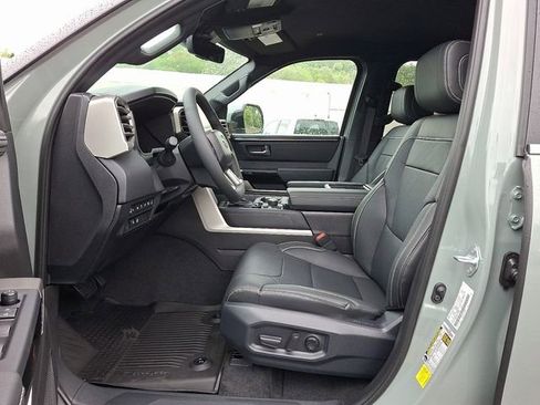 New 2026 Toyota Tundra Limited AWD/4WD image 13