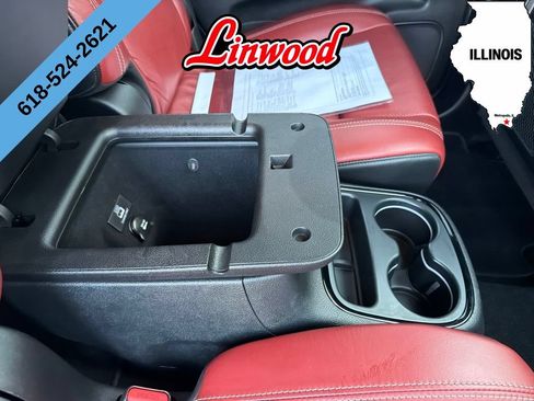 Used 2021 Dodge Durango SRT Hellcat w/ Premium Interior Group AWD/4WD image 14